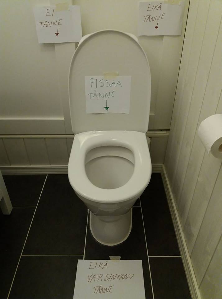 Poikien vessa