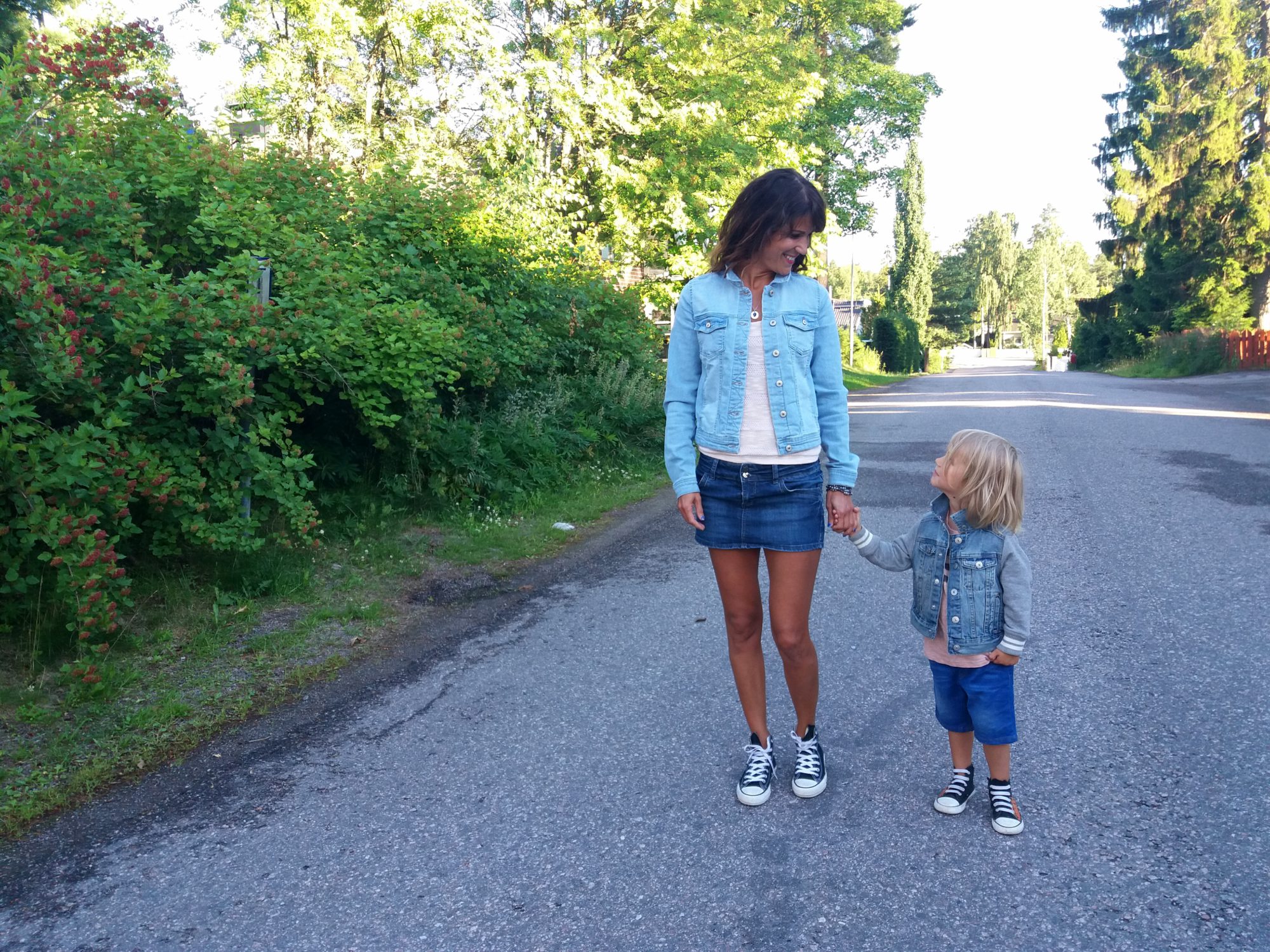 Metsä suku puoli video