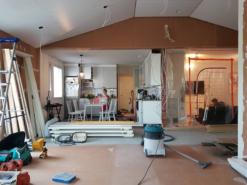 yrittäjä ja ammattibloggaaja