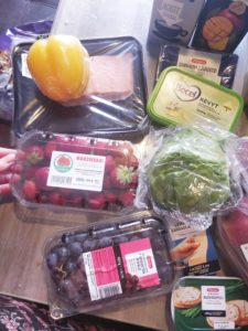 Read more about the article Lapset ruokakaupassa – uhka vai mahdollisuus?