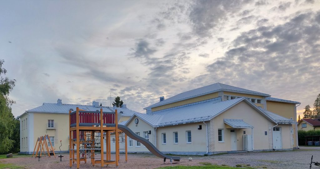 Kuka pelastaisi kyläkoulut?