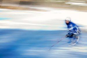 Read more about the article Jääkiekkoileva poika ei ole yhtään sen huonompi, kuin muutkaan pojat