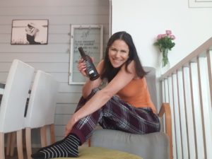 Read more about the article Nyt vedetään porukalla kalsarikännit!