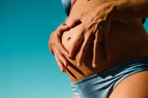 Read more about the article Vatsalihasharjoittelu synnytyksen jälkeen -koska ja miten?
