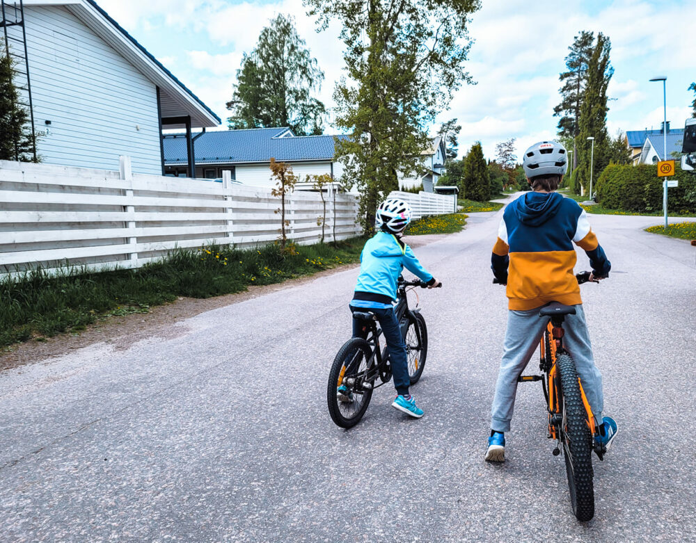pyöräilyvarusteet lapsille