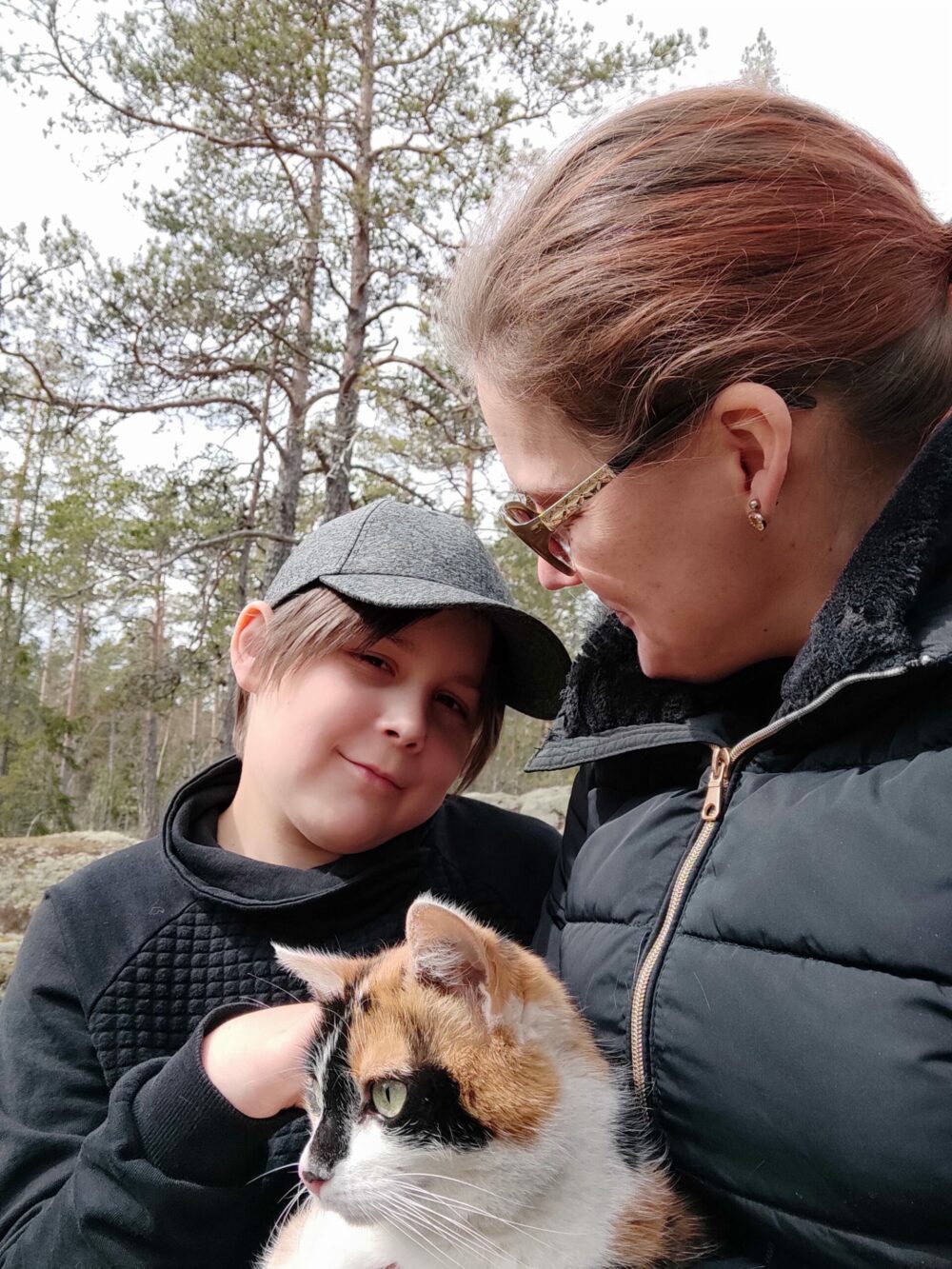 Aine missä poikani loistaa