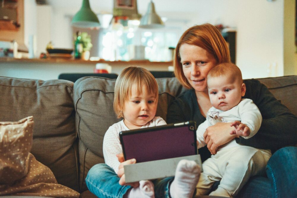 Tukea ja työkaluja perhevapaalta työelämään siirtymiseen