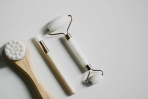 Read more about the article Ei kirurgisia vaihtoehtoja ikääntyvän ihon hoitoon