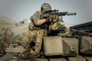 Read more about the article Tekeekö armeija pojasta miehen?