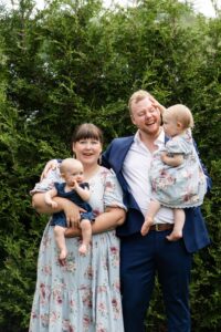 Read more about the article Kaksi lasta samana vuonna -eikä kyse ole kaksosista