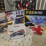 Pojat testasivat: Tässä ovat vuoden hauskimmat joululahjat!